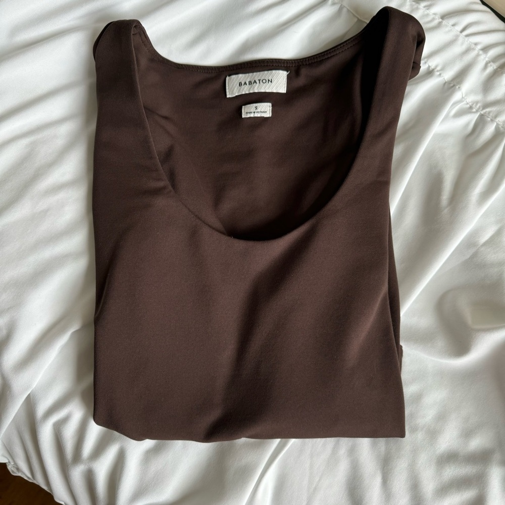 Aritzia Babaton Long Sleeve Crop Top Espresso